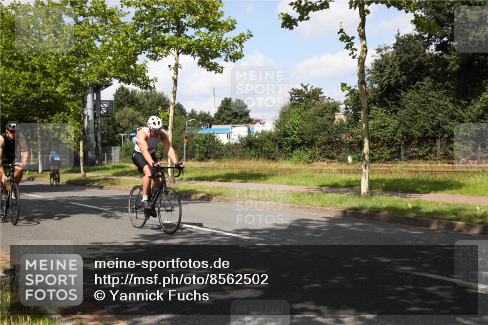 10.08.2025 - GEWOBA Citytriathlon Bremen Yannick Fuchs http://msf.ph/oto/8562502 10.08.2025 12:28:37 Radfahren 612, 622, 625, 629, 732, 812, 816, 828, 941, 980, 981 meine-sportfotos.de