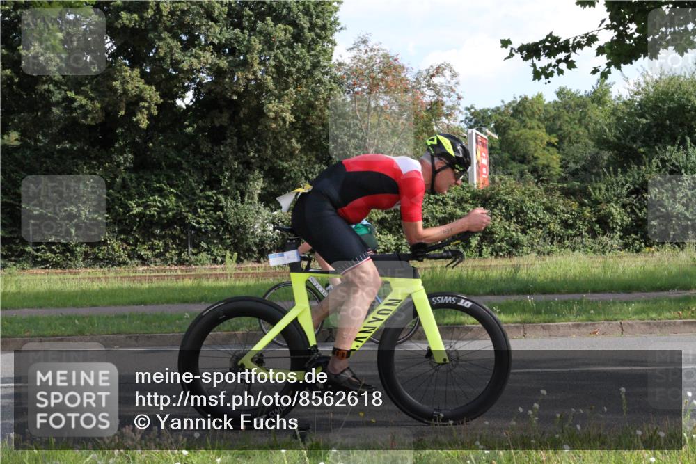 10.08.2025 - GEWOBA Citytriathlon Bremen Yannick Fuchs http://msf.ph/oto/8562618 10.08.2025 10:40:51 Radfahren 23, 67, 73, 139, 141, 237, 368, 431, 505 meine-sportfotos.de