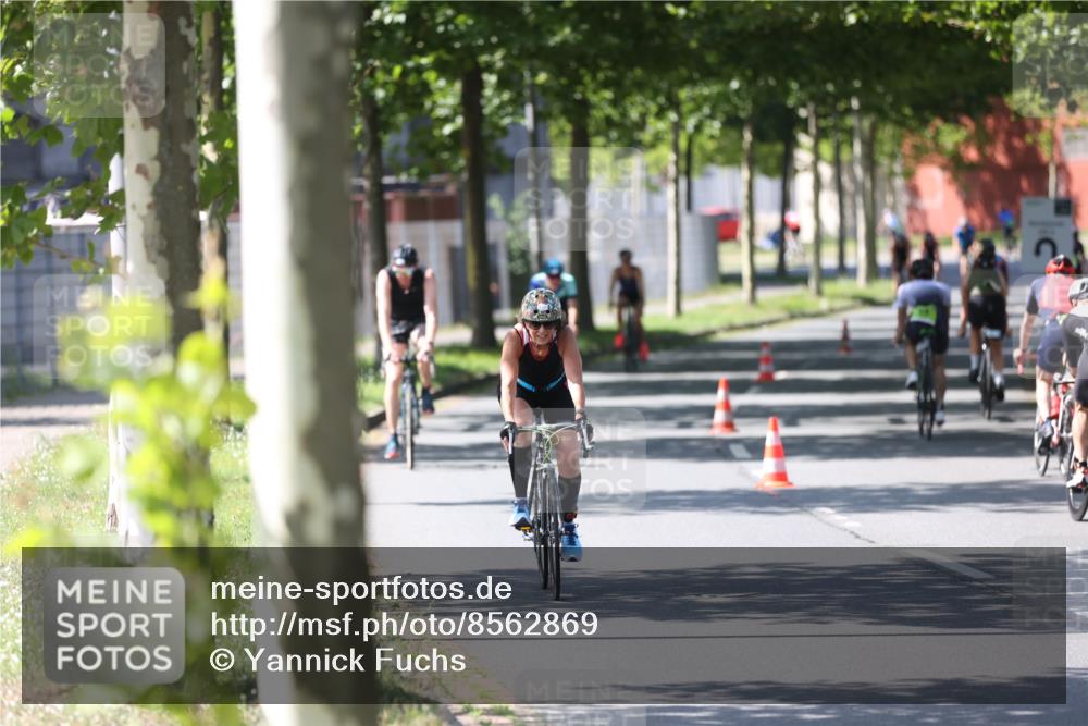 10.08.2025 - GEWOBA Citytriathlon Bremen Yannick Fuchs http://msf.ph/oto/8562869 10.08.2025 14:33:28 Radfahren 2, 48, 74, 138, 207, 440, 514, 518, 519 meine-sportfotos.de