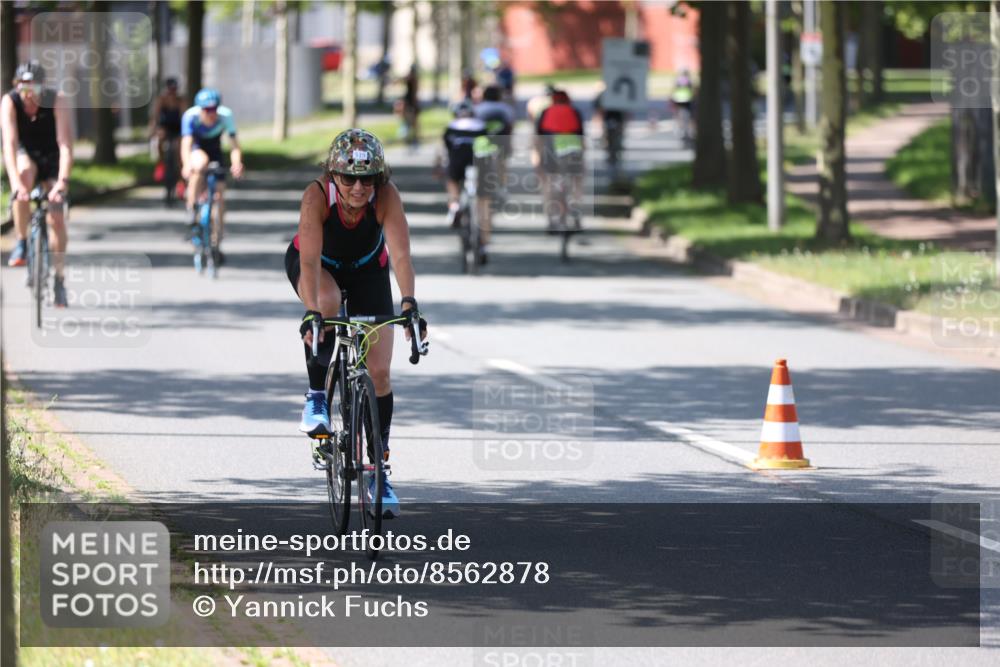 10.08.2025 - GEWOBA Citytriathlon Bremen Yannick Fuchs http://msf.ph/oto/8562878 10.08.2025 14:33:29 Radfahren 2, 48, 74, 138, 440, 514, 518, 519 meine-sportfotos.de