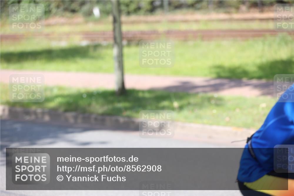 10.08.2025 - GEWOBA Citytriathlon Bremen Yannick Fuchs http://msf.ph/oto/8562908 10.08.2025 14:34:02 Radfahren 55, 65, 92, 151, 364, 388, 451, 507, 522, 530 meine-sportfotos.de