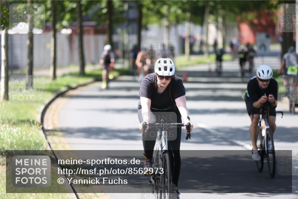 10.08.2025 - GEWOBA Citytriathlon Bremen Yannick Fuchs http://msf.ph/oto/8562973 10.08.2025 14:34:14 Radfahren 45, 76, 143, 151, 214, 316, 364, 388, 424, 443, 451, 507, 515, 530 meine-sportfotos.de