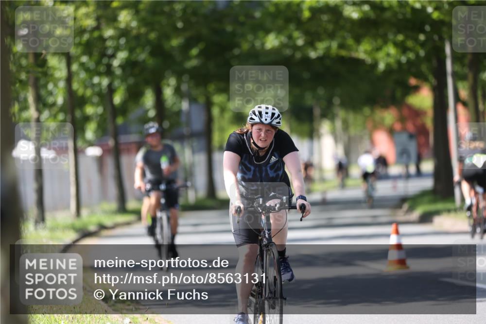 10.08.2025 - GEWOBA Citytriathlon Bremen Yannick Fuchs http://msf.ph/oto/8563131 10.08.2025 14:35:08 Radfahren 43, 68, 72, 264, 268, 340, 398, 413, 414, 430 meine-sportfotos.de