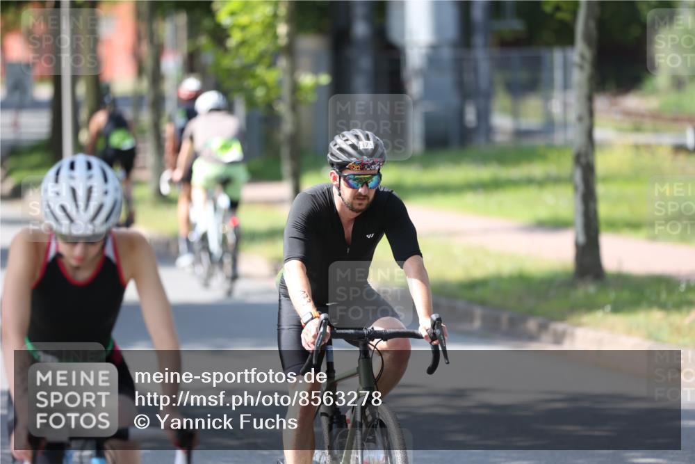 10.08.2025 - GEWOBA Citytriathlon Bremen Yannick Fuchs http://msf.ph/oto/8563278 10.08.2025 14:35:48 Radfahren 64, 108, 129, 173, 233, 319, 339, 395, 421 meine-sportfotos.de
