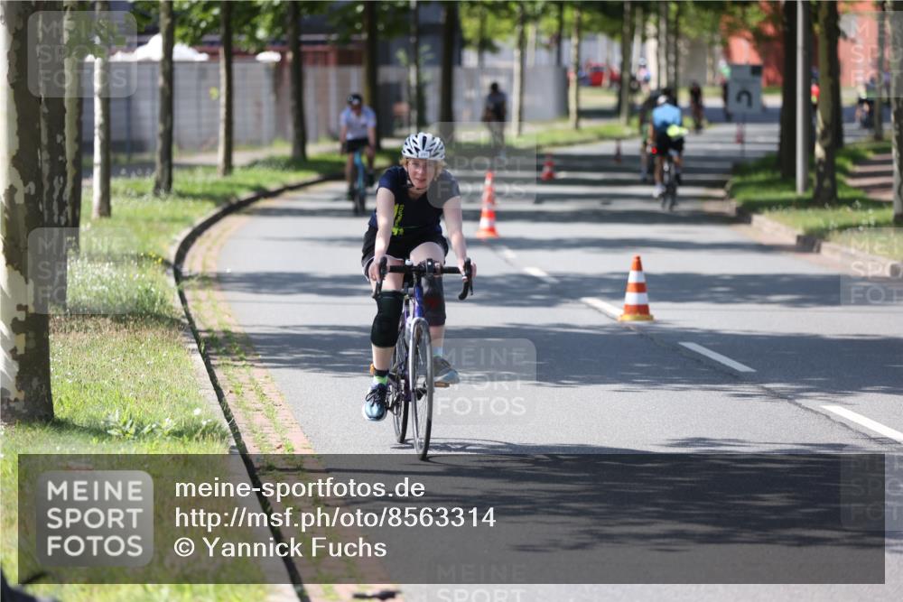 10.08.2025 - GEWOBA Citytriathlon Bremen Yannick Fuchs http://msf.ph/oto/8563314 10.08.2025 14:35:55 Radfahren 32, 64, 129, 173, 339, 395, 437, 452 meine-sportfotos.de