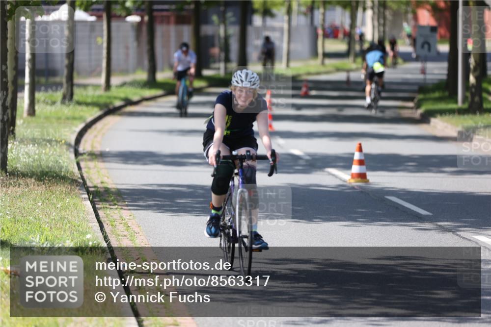 10.08.2025 - GEWOBA Citytriathlon Bremen Yannick Fuchs http://msf.ph/oto/8563317 10.08.2025 14:35:55 Radfahren 32, 64, 129, 173, 339, 395, 437, 452 meine-sportfotos.de