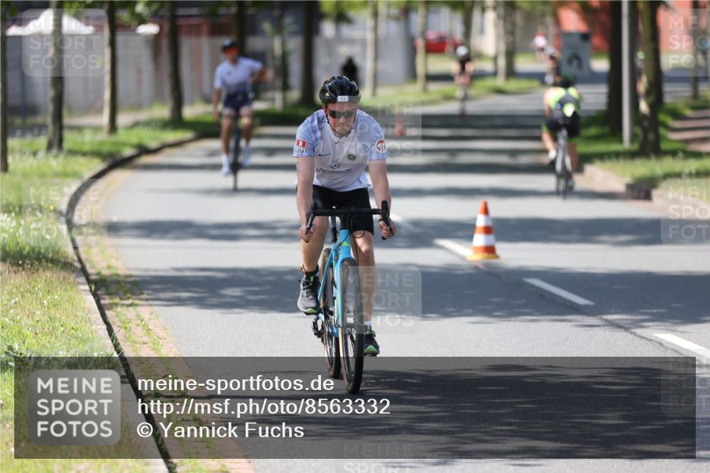 10.08.2025 - GEWOBA Citytriathlon Bremen Yannick Fuchs http://msf.ph/oto/8563332 10.08.2025 14:36:00 Radfahren 32, 64, 129, 173, 261, 395, 437, 452 meine-sportfotos.de
