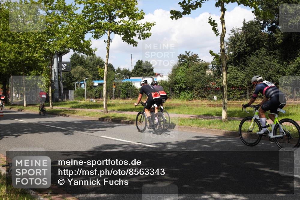 10.08.2025 - GEWOBA Citytriathlon Bremen Yannick Fuchs http://msf.ph/oto/8563343 10.08.2025 12:35:45 Radfahren 719, 763, 783, 833, 843, 919, 933, 966 meine-sportfotos.de
