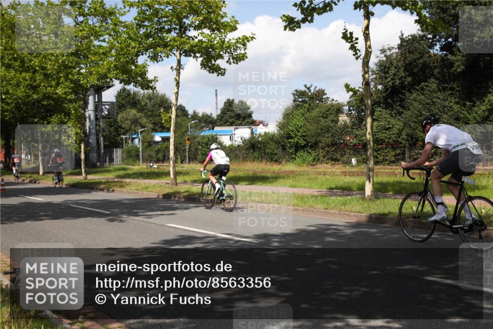10.08.2025 - GEWOBA Citytriathlon Bremen Yannick Fuchs http://msf.ph/oto/8563356 10.08.2025 12:35:49 Radfahren 763, 783, 843, 877, 933, 966 meine-sportfotos.de