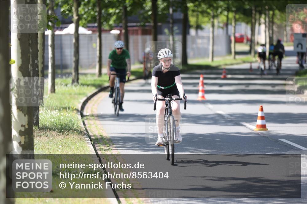 10.08.2025 - GEWOBA Citytriathlon Bremen Yannick Fuchs http://msf.ph/oto/8563404 10.08.2025 14:36:24 Radfahren 20, 91, 255, 261, 285, 380, 391 meine-sportfotos.de