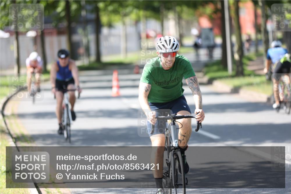 10.08.2025 - GEWOBA Citytriathlon Bremen Yannick Fuchs http://msf.ph/oto/8563421 10.08.2025 14:36:26 Radfahren 20, 91, 255, 285, 380, 391 meine-sportfotos.de