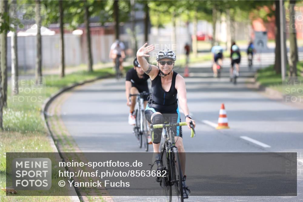 10.08.2025 - GEWOBA Citytriathlon Bremen Yannick Fuchs http://msf.ph/oto/8563682 10.08.2025 14:37:59 Radfahren 30, 75, 147, 152, 170, 191, 528 meine-sportfotos.de