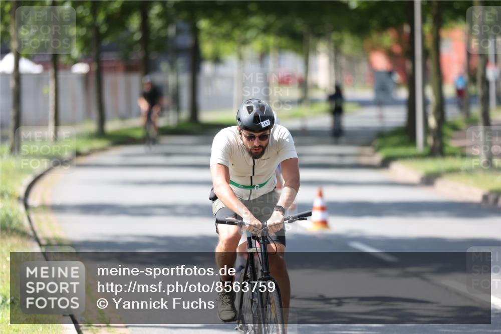 10.08.2025 - GEWOBA Citytriathlon Bremen Yannick Fuchs http://msf.ph/oto/8563759 10.08.2025 14:38:14 Radfahren 30, 54, 81, 147, 152, 162 meine-sportfotos.de