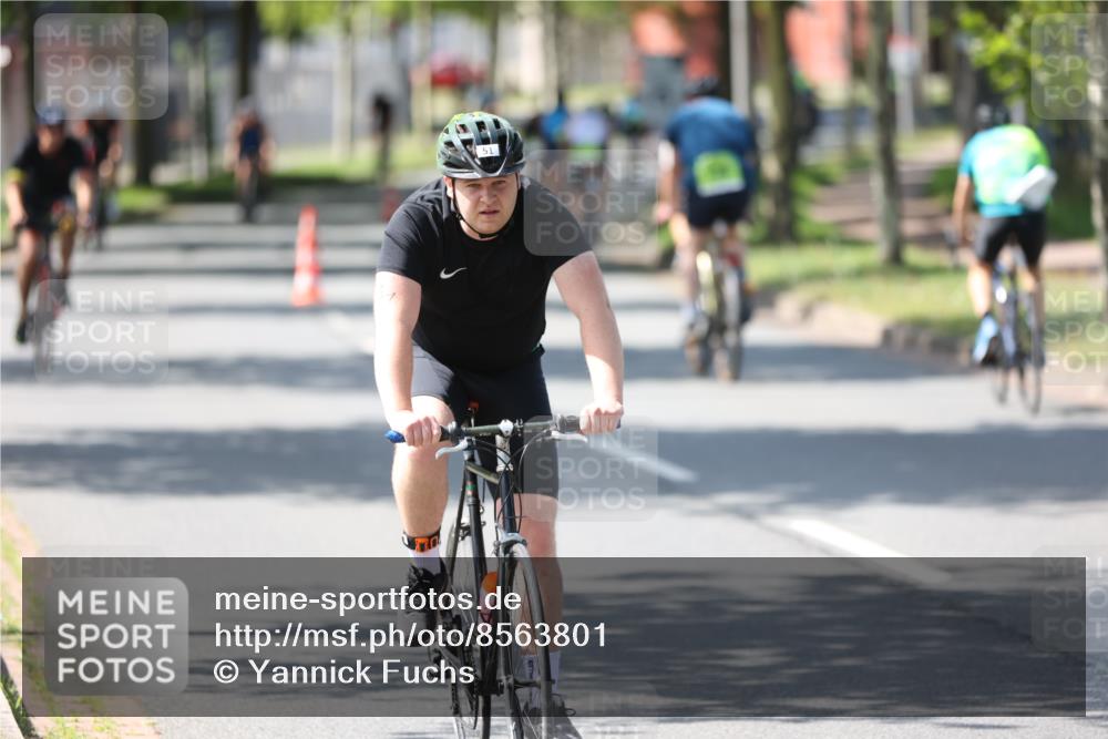 10.08.2025 - GEWOBA Citytriathlon Bremen Yannick Fuchs http://msf.ph/oto/8563801 10.08.2025 14:38:36 Radfahren 50, 51, 162, 195, 216, 238, 295, 312 meine-sportfotos.de