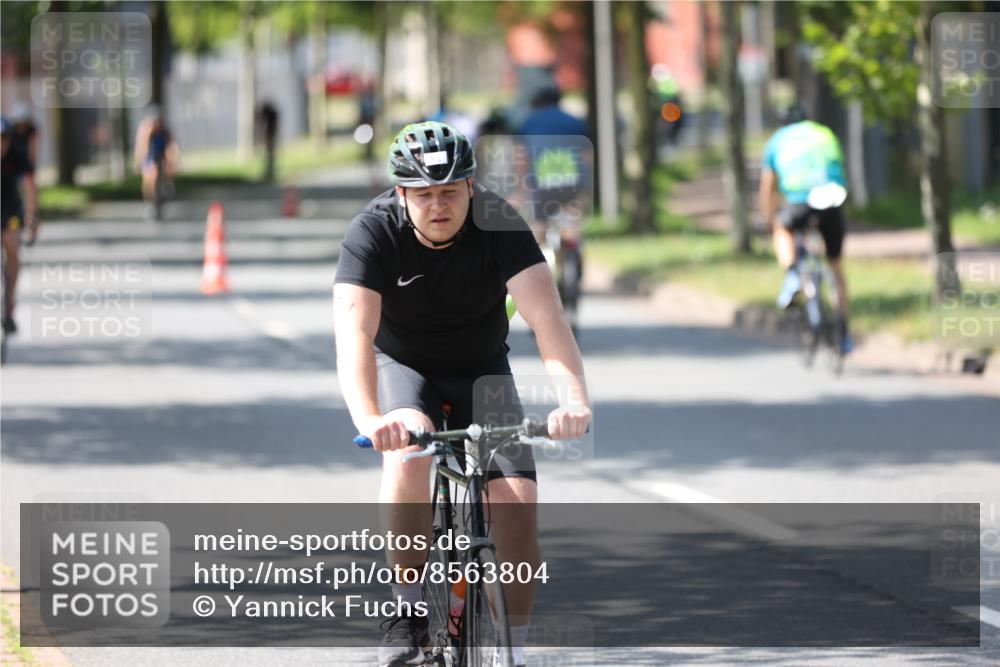 10.08.2025 - GEWOBA Citytriathlon Bremen Yannick Fuchs http://msf.ph/oto/8563804 10.08.2025 14:38:36 Radfahren 50, 51, 162, 195, 216, 238, 295, 312 meine-sportfotos.de