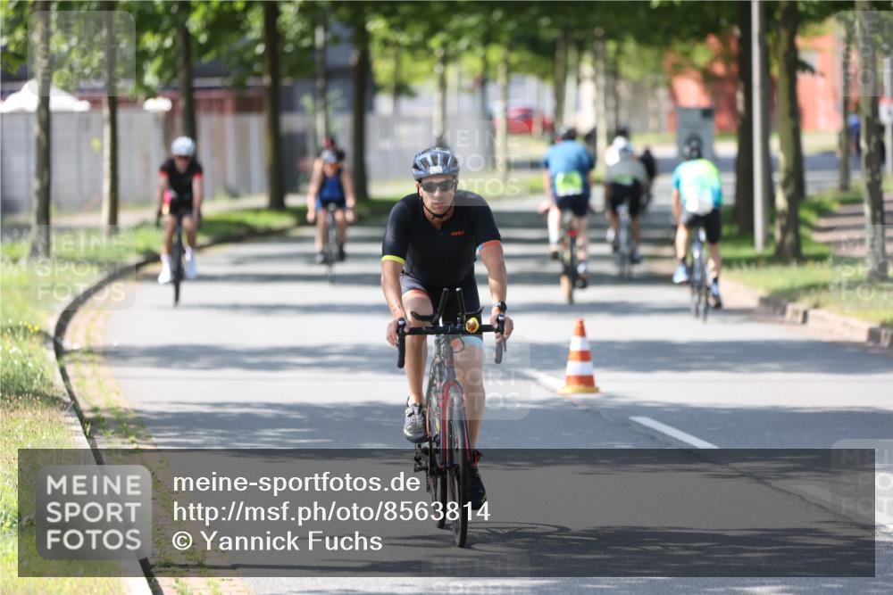 10.08.2025 - GEWOBA Citytriathlon Bremen Yannick Fuchs http://msf.ph/oto/8563814 10.08.2025 14:38:38 Radfahren 50, 51, 195, 216, 238, 295, 312 meine-sportfotos.de