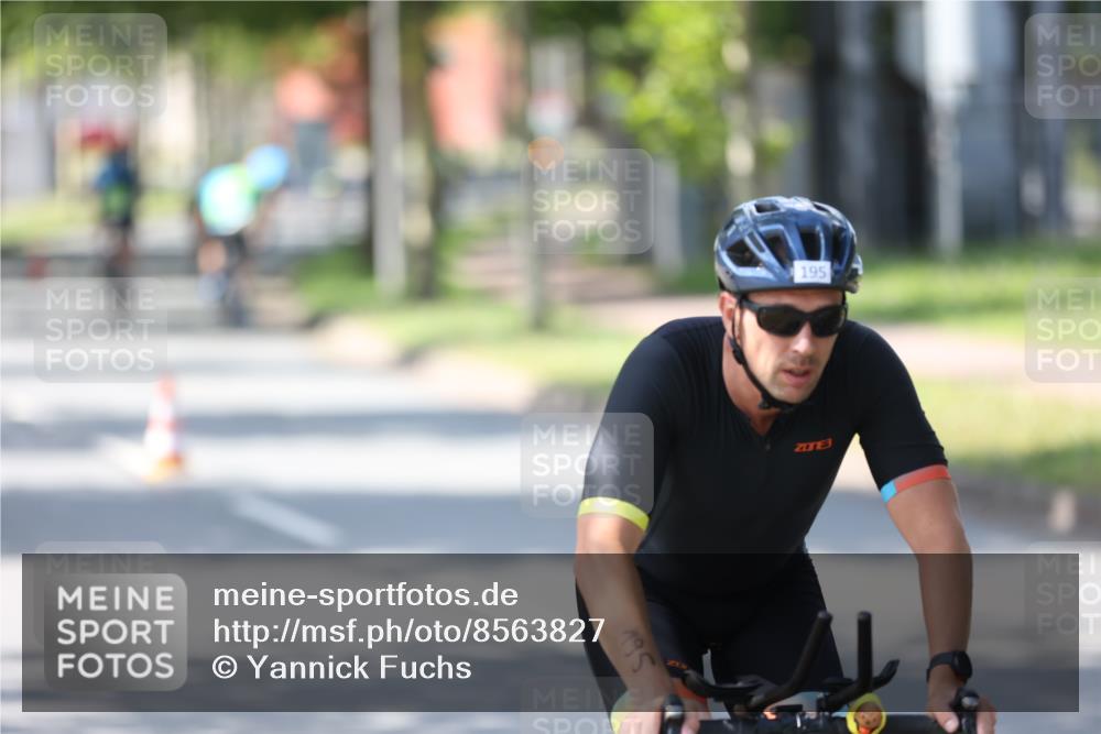 10.08.2025 - GEWOBA Citytriathlon Bremen Yannick Fuchs http://msf.ph/oto/8563827 10.08.2025 14:38:39 Radfahren 50, 51, 195, 216, 238, 295, 312 meine-sportfotos.de