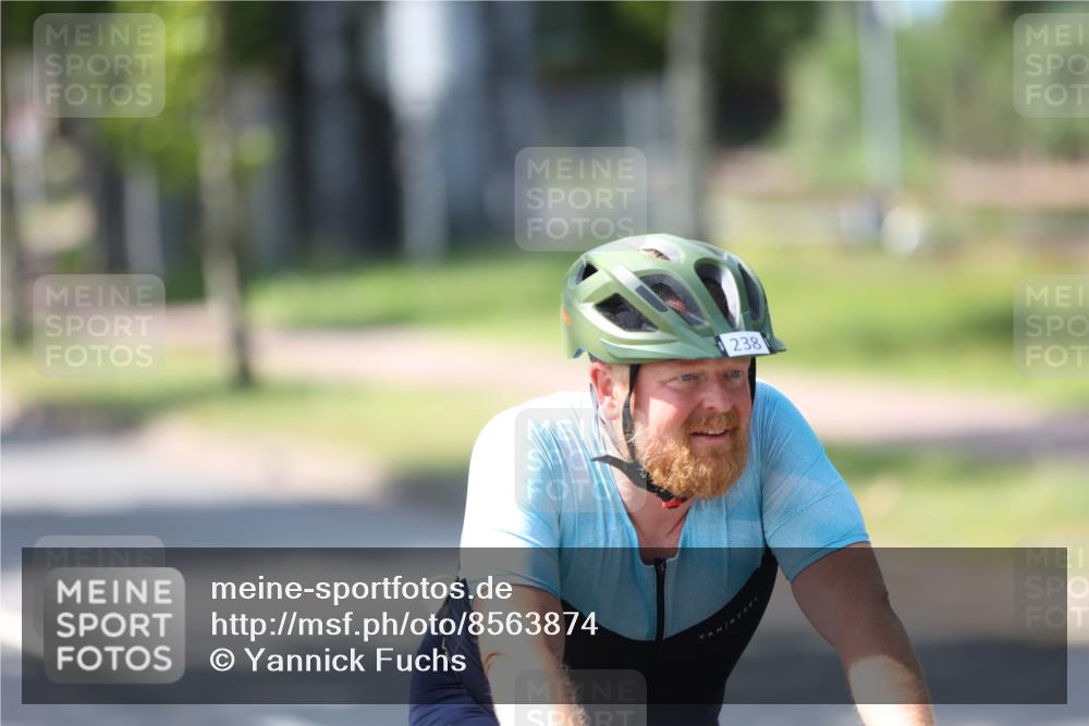 10.08.2025 - GEWOBA Citytriathlon Bremen Yannick Fuchs http://msf.ph/oto/8563874 10.08.2025 14:38:47 Radfahren 50, 195, 216, 236, 238, 312, 354 meine-sportfotos.de