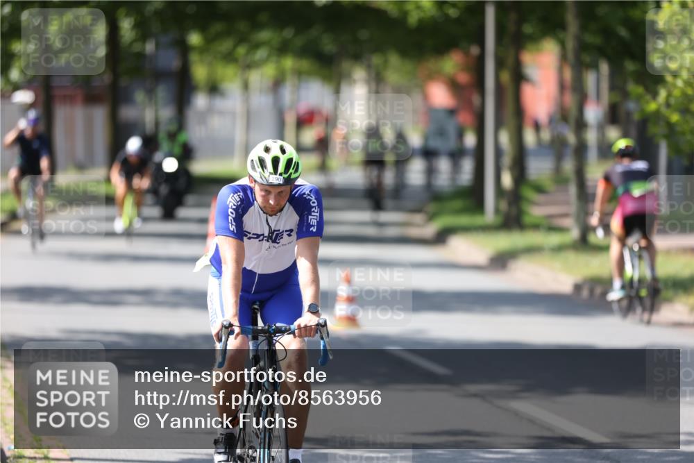 10.08.2025 - GEWOBA Citytriathlon Bremen Yannick Fuchs http://msf.ph/oto/8563956 10.08.2025 14:39:13 Radfahren 18, 100, 130, 174, 281, 283, 427 meine-sportfotos.de