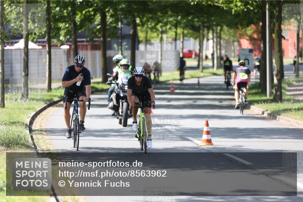 10.08.2025 - GEWOBA Citytriathlon Bremen Yannick Fuchs http://msf.ph/oto/8563962 10.08.2025 14:39:15 Radfahren 18, 100, 130, 174, 281, 283, 427 meine-sportfotos.de