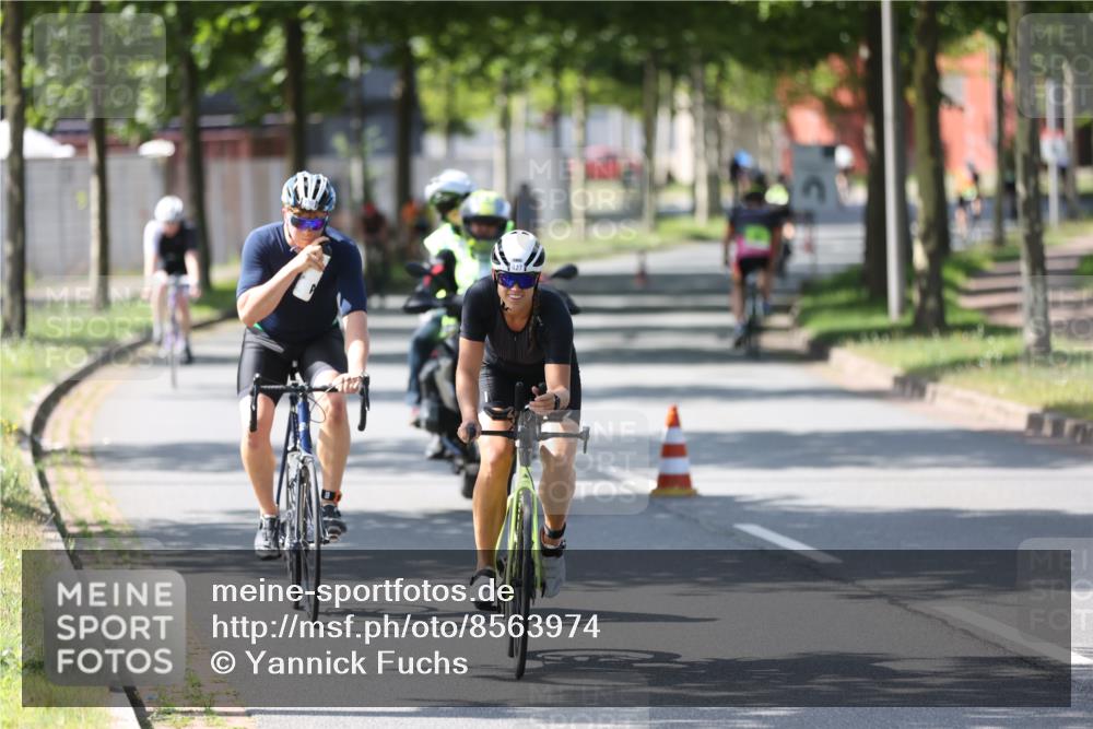 10.08.2025 - GEWOBA Citytriathlon Bremen Yannick Fuchs http://msf.ph/oto/8563974 10.08.2025 14:39:16 Radfahren 18, 94, 100, 130, 174, 281, 283, 427 meine-sportfotos.de