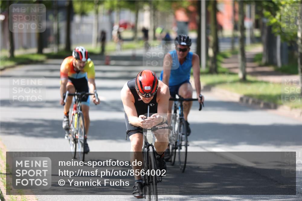10.08.2025 - GEWOBA Citytriathlon Bremen Yannick Fuchs http://msf.ph/oto/8564002 10.08.2025 14:39:23 Radfahren 18, 84, 94, 101, 126, 130, 174, 281, 283, 334, 427 meine-sportfotos.de