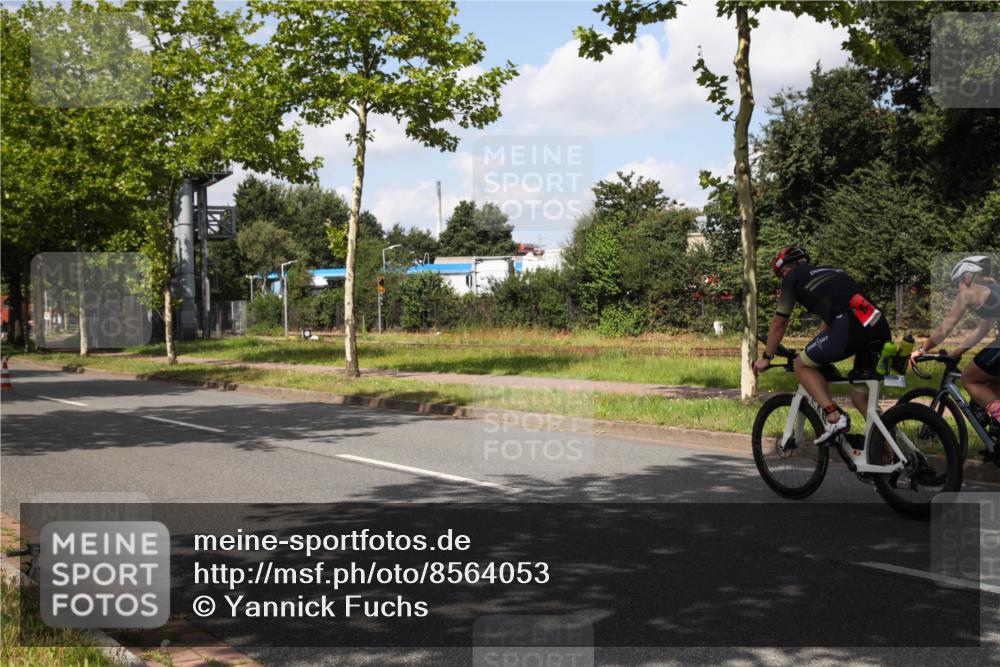 10.08.2025 - GEWOBA Citytriathlon Bremen Yannick Fuchs http://msf.ph/oto/8564053 10.08.2025 12:42:44 Radfahren 611, 644, 846, 850, 909, 944, 953 meine-sportfotos.de