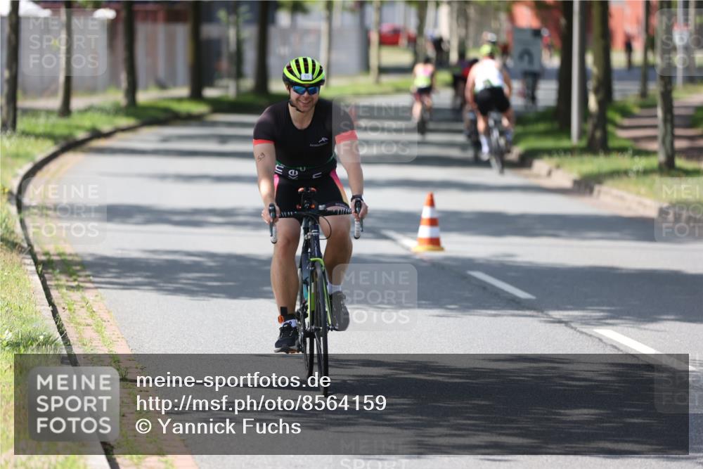 10.08.2025 - GEWOBA Citytriathlon Bremen Yannick Fuchs http://msf.ph/oto/8564159 10.08.2025 14:40:12 Radfahren 52, 59, 69, 139, 225 meine-sportfotos.de