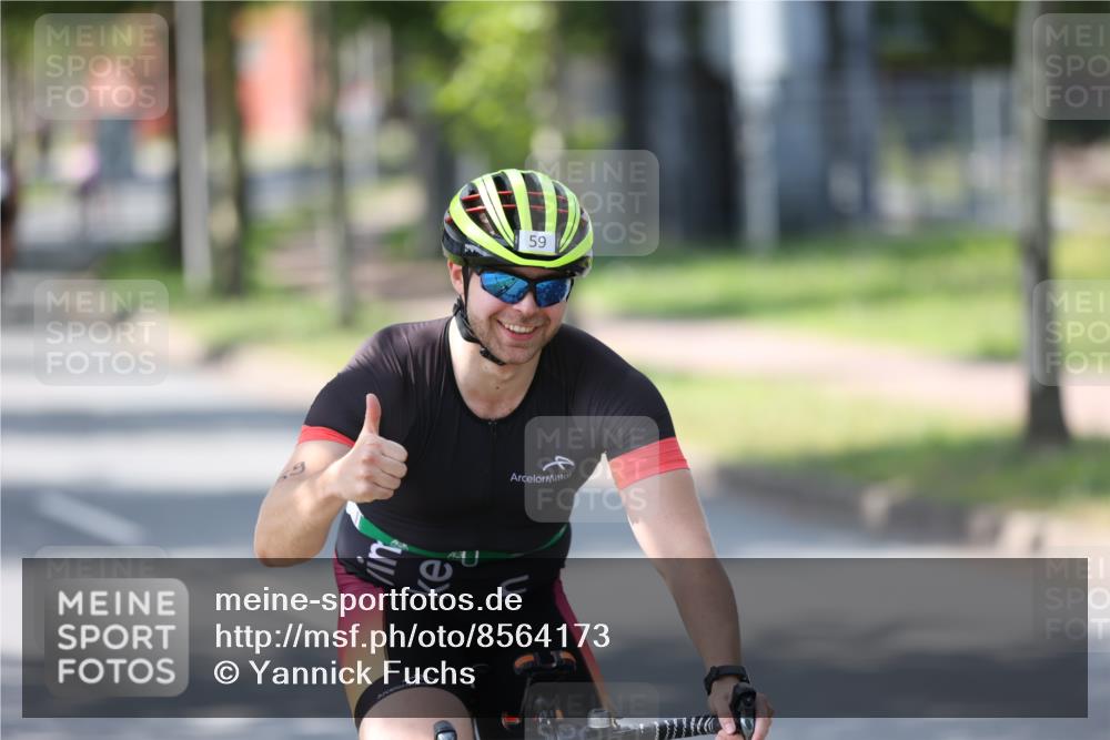 10.08.2025 - GEWOBA Citytriathlon Bremen Yannick Fuchs http://msf.ph/oto/8564173 10.08.2025 14:40:13 Radfahren 52, 59, 69, 139, 225 meine-sportfotos.de