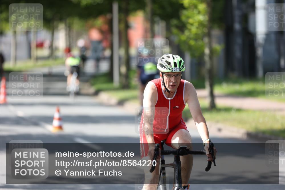 10.08.2025 - GEWOBA Citytriathlon Bremen Yannick Fuchs http://msf.ph/oto/8564220 10.08.2025 14:40:31 Radfahren 29, 47, 131, 186, 242, 258, 289, 297, 529 meine-sportfotos.de
