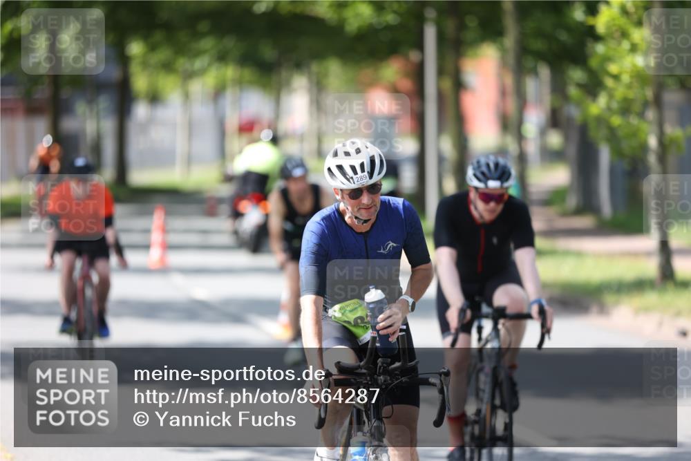10.08.2025 - GEWOBA Citytriathlon Bremen Yannick Fuchs http://msf.ph/oto/8564287 10.08.2025 14:40:43 Radfahren 29, 131, 186, 211, 224, 289, 297, 529 meine-sportfotos.de