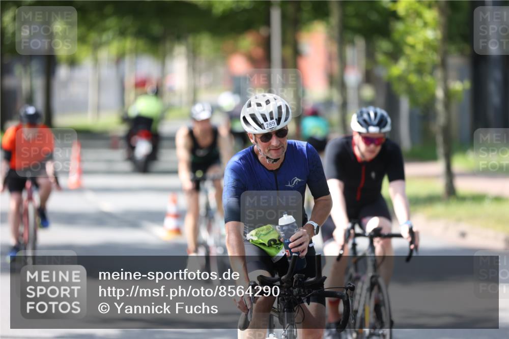 10.08.2025 - GEWOBA Citytriathlon Bremen Yannick Fuchs http://msf.ph/oto/8564290 10.08.2025 14:40:44 Radfahren 29, 131, 177, 186, 211, 224, 289, 297, 529 meine-sportfotos.de