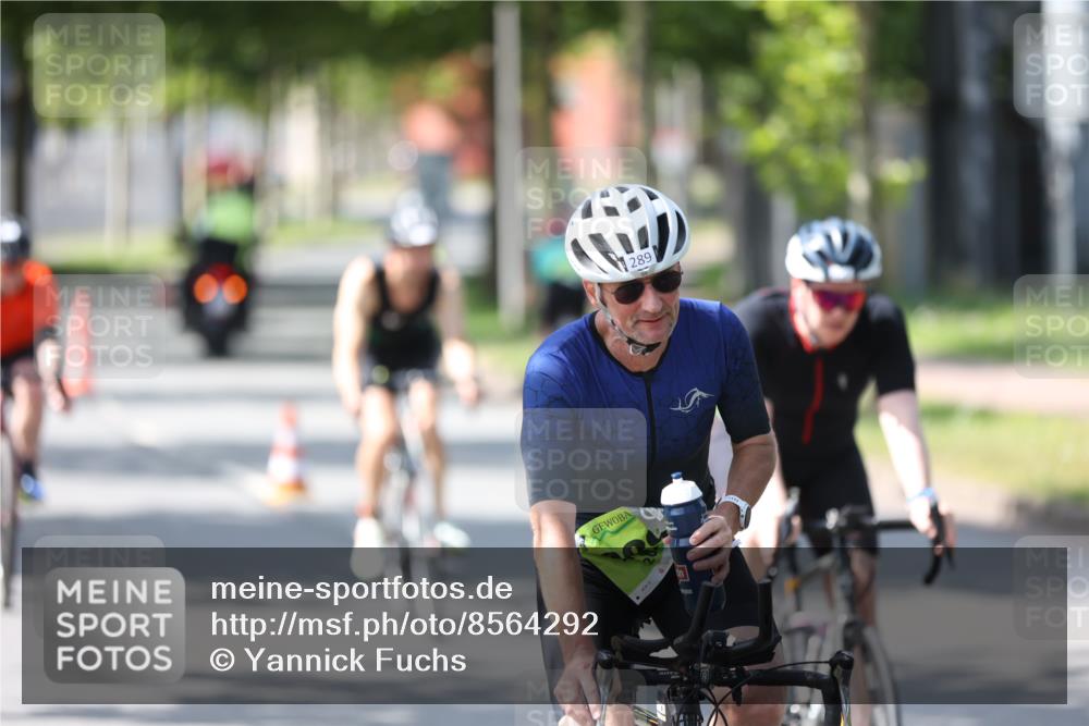 10.08.2025 - GEWOBA Citytriathlon Bremen Yannick Fuchs http://msf.ph/oto/8564292 10.08.2025 14:40:44 Radfahren 29, 131, 177, 186, 211, 224, 289, 297, 529 meine-sportfotos.de