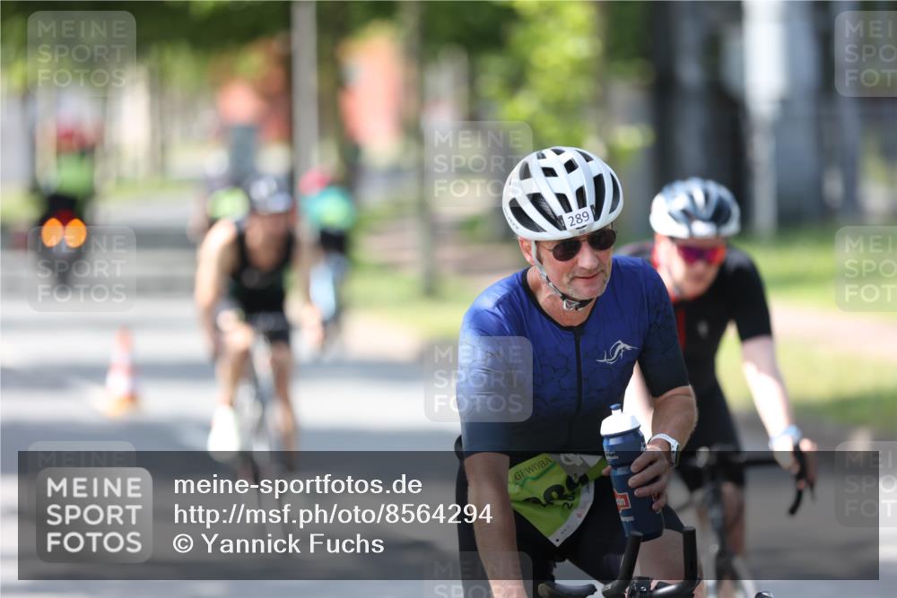 10.08.2025 - GEWOBA Citytriathlon Bremen Yannick Fuchs http://msf.ph/oto/8564294 10.08.2025 14:40:44 Radfahren 29, 131, 177, 186, 211, 224, 289, 297, 529 meine-sportfotos.de