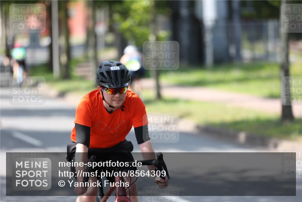 10.08.2025 - GEWOBA Citytriathlon Bremen Yannick Fuchs http://msf.ph/oto/8564309 10.08.2025 14:40:46 Radfahren 29, 131, 177, 186, 211, 224, 289, 529 meine-sportfotos.de