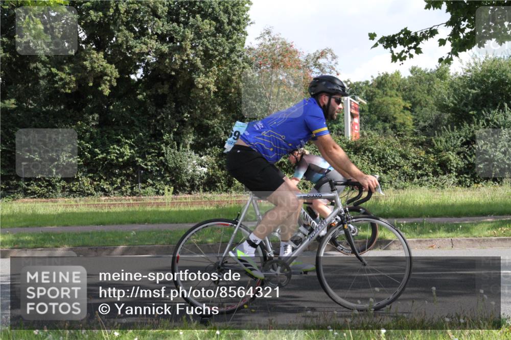 10.08.2025 - GEWOBA Citytriathlon Bremen Yannick Fuchs http://msf.ph/oto/8564321 10.08.2025 10:56:09 Radfahren 69, 99, 119, 429, 464, 466, 485, 497 meine-sportfotos.de