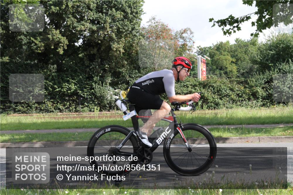 10.08.2025 - GEWOBA Citytriathlon Bremen Yannick Fuchs http://msf.ph/oto/8564351 10.08.2025 10:56:17 Radfahren 69, 99, 115, 119, 401, 429, 464, 466, 497 meine-sportfotos.de