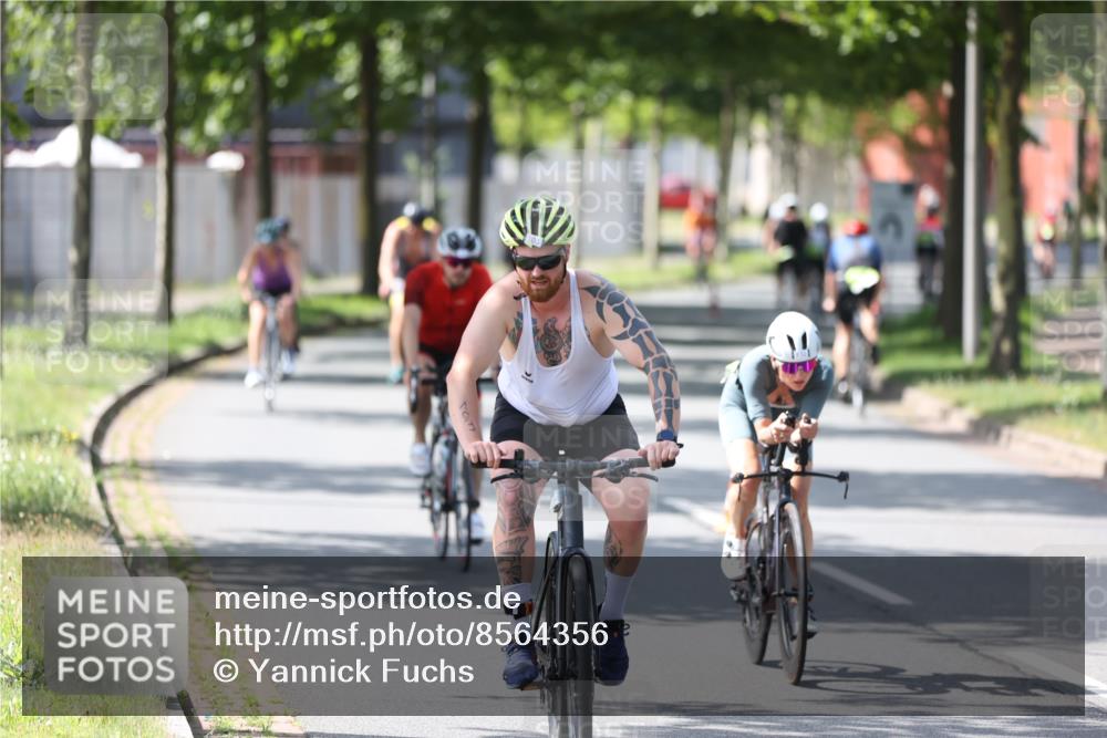 10.08.2025 - GEWOBA Citytriathlon Bremen Yannick Fuchs http://msf.ph/oto/8564356 10.08.2025 14:41:05 Radfahren 103, 142, 177, 204, 249, 253, 266, 353, 431, 432, 476, 477 meine-sportfotos.de