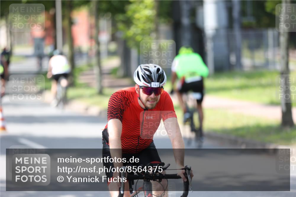 10.08.2025 - GEWOBA Citytriathlon Bremen Yannick Fuchs http://msf.ph/oto/8564375 10.08.2025 14:41:08 Radfahren 103, 142, 177, 204, 249, 253, 266, 353, 431, 432, 476, 477 meine-sportfotos.de