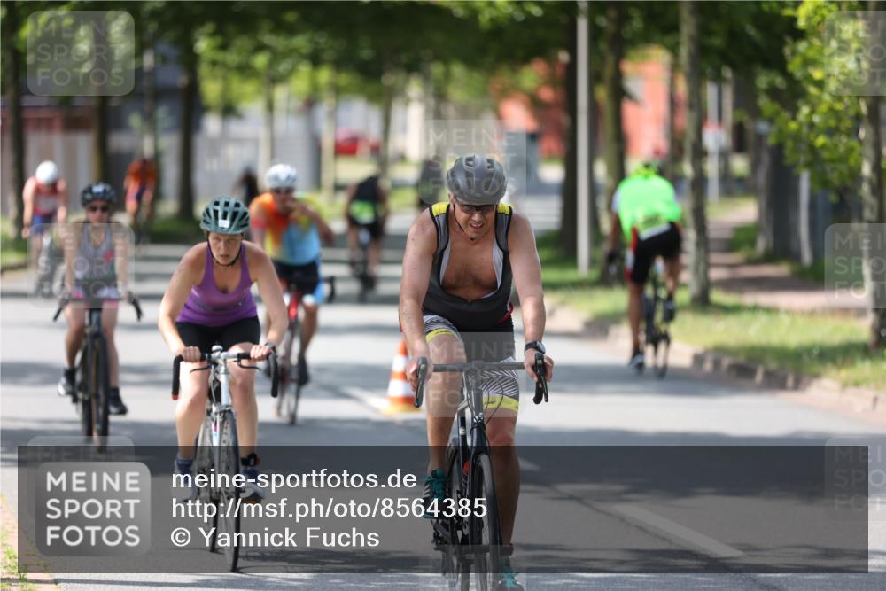 10.08.2025 - GEWOBA Citytriathlon Bremen Yannick Fuchs http://msf.ph/oto/8564385 10.08.2025 14:41:09 Radfahren 103, 142, 177, 204, 249, 253, 266, 353, 431, 432, 476, 477 meine-sportfotos.de