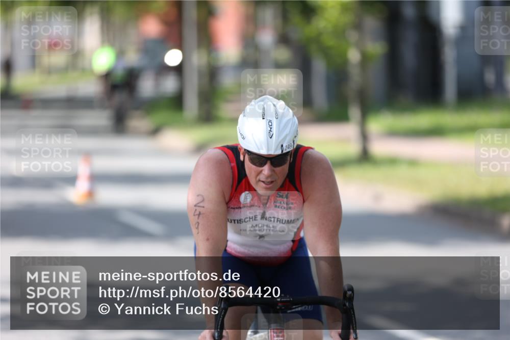 10.08.2025 - GEWOBA Citytriathlon Bremen Yannick Fuchs http://msf.ph/oto/8564420 10.08.2025 14:41:14 Radfahren 36, 103, 142, 204, 249, 253, 266, 280, 353, 431, 432, 476, 477 meine-sportfotos.de