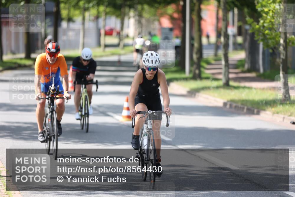 10.08.2025 - GEWOBA Citytriathlon Bremen Yannick Fuchs http://msf.ph/oto/8564430 10.08.2025 14:41:16 Radfahren 36, 103, 142, 204, 249, 253, 266, 280, 353, 431, 432, 476, 477 meine-sportfotos.de