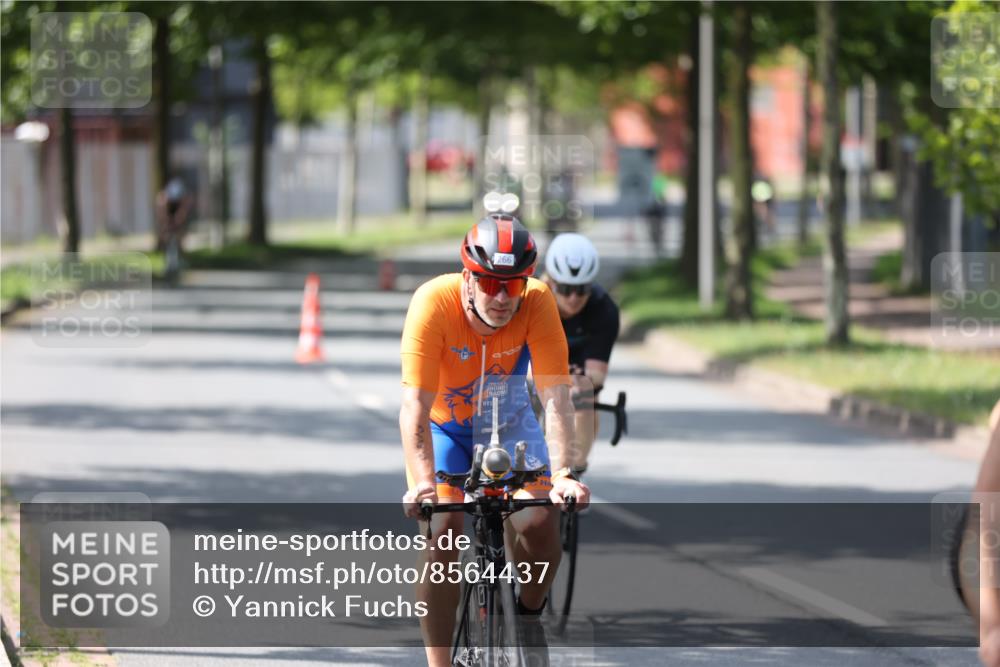 10.08.2025 - GEWOBA Citytriathlon Bremen Yannick Fuchs http://msf.ph/oto/8564437 10.08.2025 14:41:17 Radfahren 36, 103, 142, 204, 249, 253, 266, 280, 353, 431, 432, 476, 477 meine-sportfotos.de
