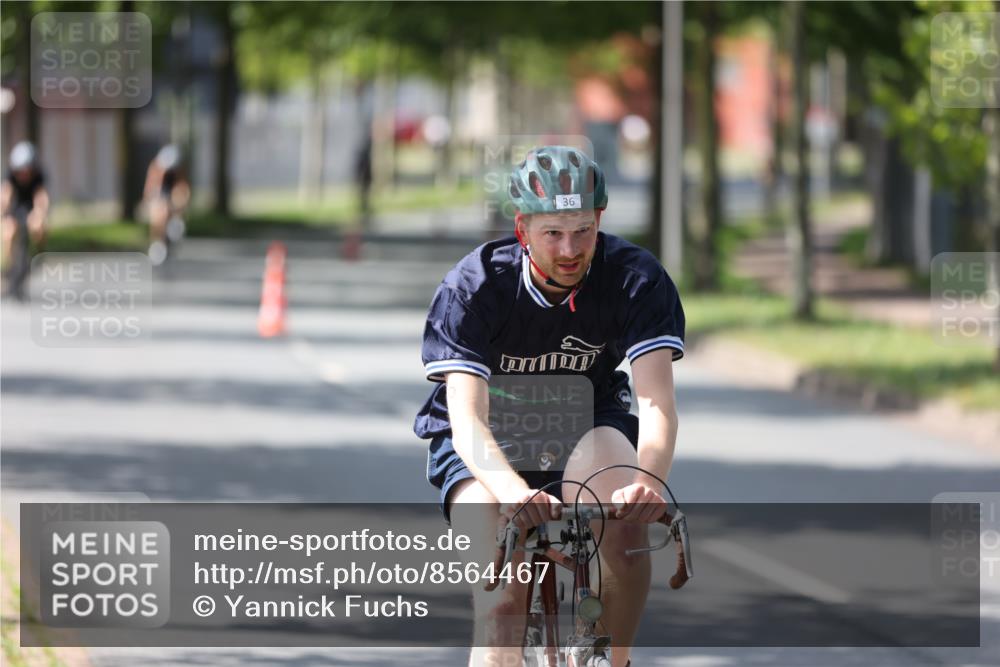 10.08.2025 - GEWOBA Citytriathlon Bremen Yannick Fuchs http://msf.ph/oto/8564467 10.08.2025 14:41:32 Radfahren 36, 280, 306, 343, 513 meine-sportfotos.de