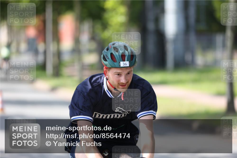10.08.2025 - GEWOBA Citytriathlon Bremen Yannick Fuchs http://msf.ph/oto/8564474 10.08.2025 14:41:32 Radfahren 36, 280, 306, 343, 513 meine-sportfotos.de