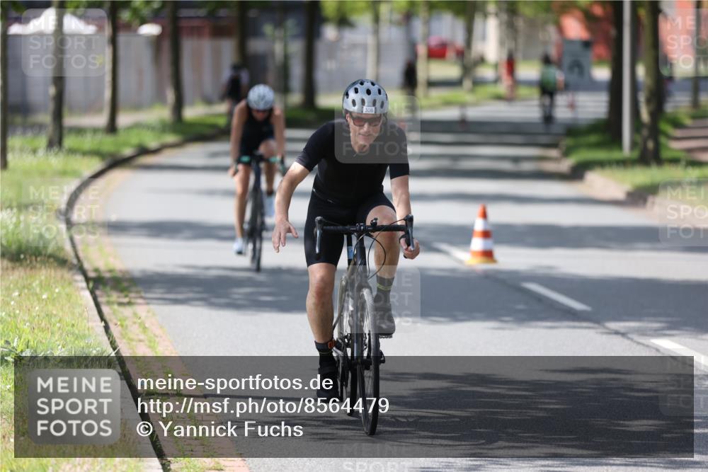 10.08.2025 - GEWOBA Citytriathlon Bremen Yannick Fuchs http://msf.ph/oto/8564479 10.08.2025 14:41:36 Radfahren 36, 306, 317, 343, 480, 513 meine-sportfotos.de