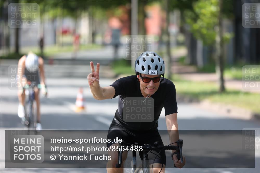 10.08.2025 - GEWOBA Citytriathlon Bremen Yannick Fuchs http://msf.ph/oto/8564488 10.08.2025 14:41:37 Radfahren 36, 209, 306, 317, 343, 480, 513 meine-sportfotos.de