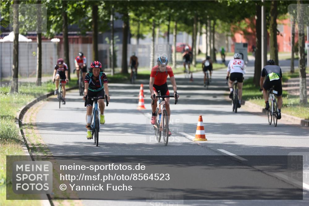 10.08.2025 - GEWOBA Citytriathlon Bremen Yannick Fuchs http://msf.ph/oto/8564523 10.08.2025 14:41:45 Radfahren 209, 213, 262, 306, 317, 343, 478, 480, 513 meine-sportfotos.de