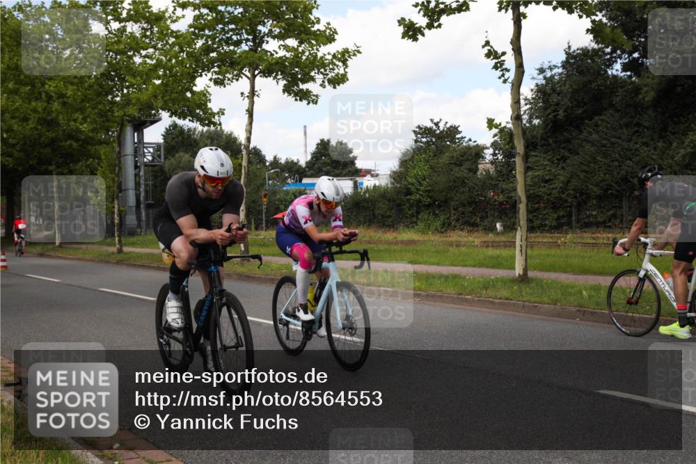 10.08.2025 - GEWOBA Citytriathlon Bremen Yannick Fuchs http://msf.ph/oto/8564553 10.08.2025 12:47:46 Radfahren 566, 587, 590, 679, 745, 801, 884, 916, 943, 951 meine-sportfotos.de
