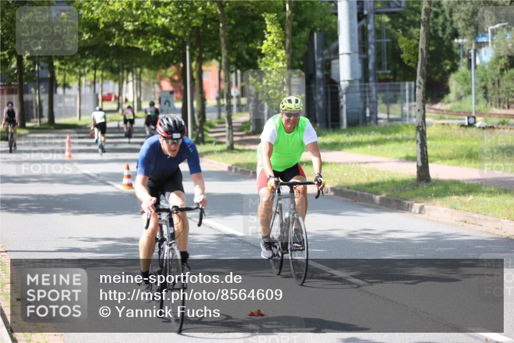 10.08.2025 - GEWOBA Citytriathlon Bremen Yannick Fuchs http://msf.ph/oto/8564609 10.08.2025 14:42:02 Radfahren 56, 209, 213, 235, 246, 250, 262, 478 meine-sportfotos.de